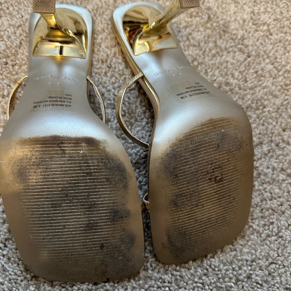 Steve Madden Aislinn Gold Heels - Picture 4 of 6